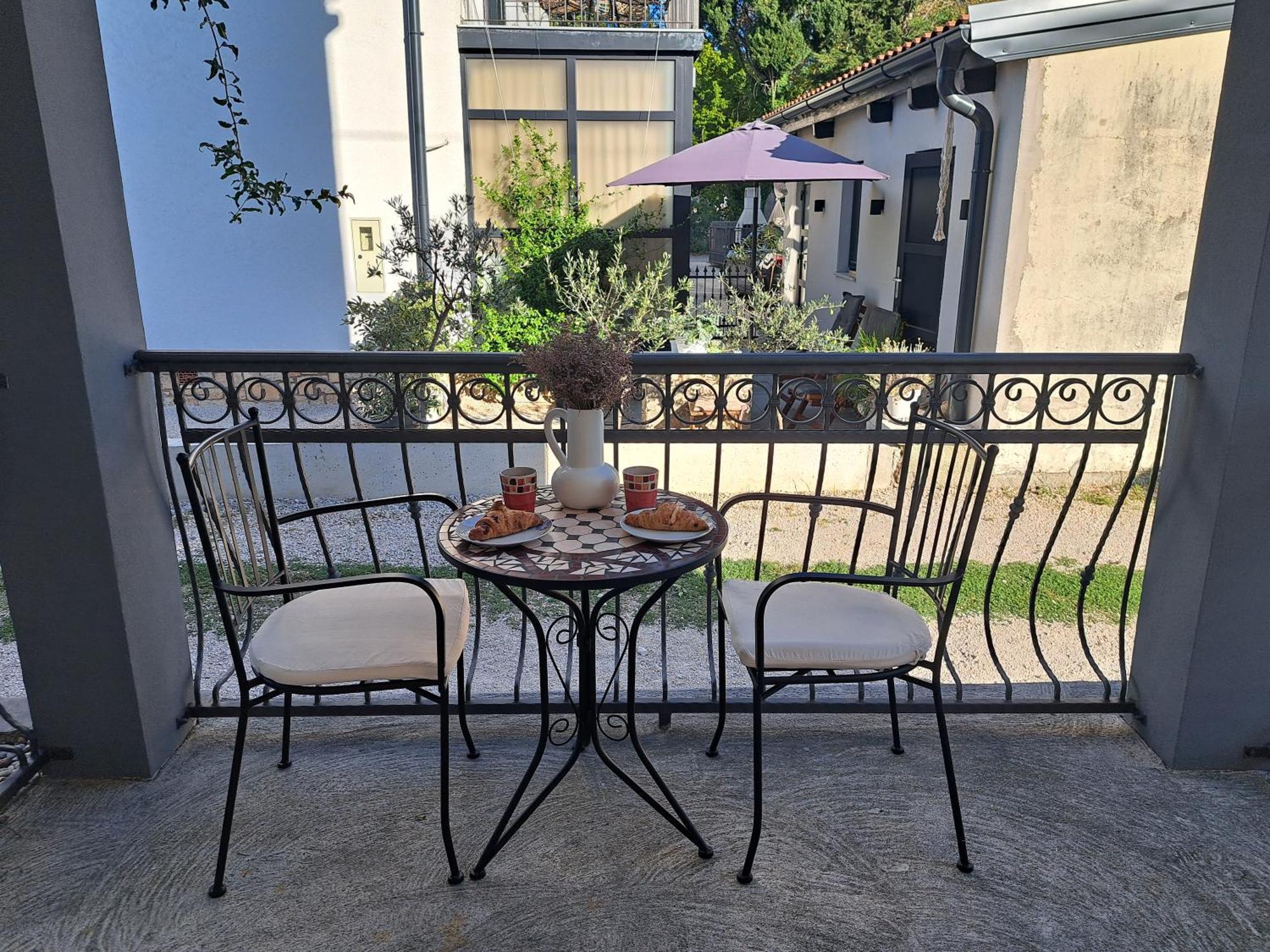 Apartments Children'S Paradise Sukosan Luaran gambar